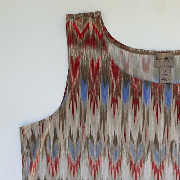Chico's Easy wear Tank Top Size 2 12 Sleeveless Blouse Aztec Geometric Red Blue - Picture 6 of 15